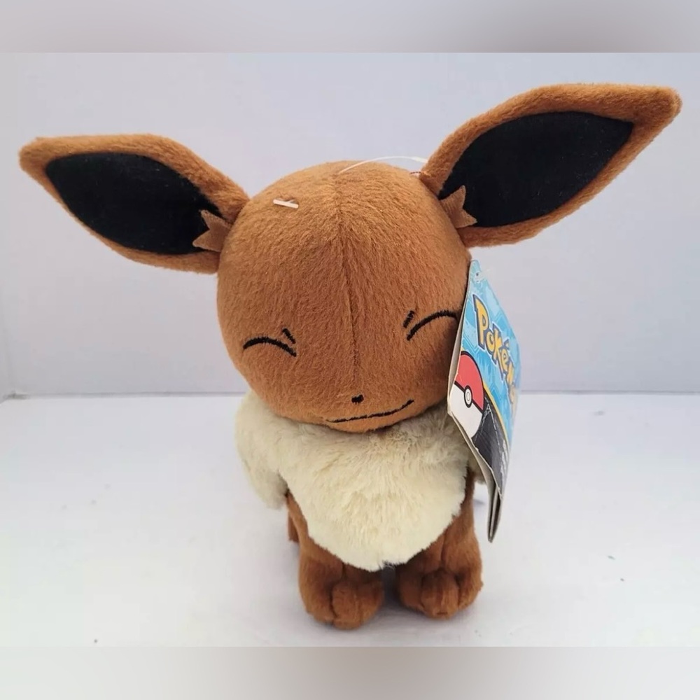 2016 Tomy Nintendo Pokemon Plush EEVEE 6” Stuffed Animal Toy NWT